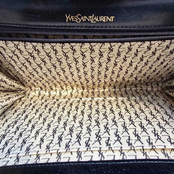 Yves Saint Laurent Vintage Clutch Bag - Picture 6 of 16